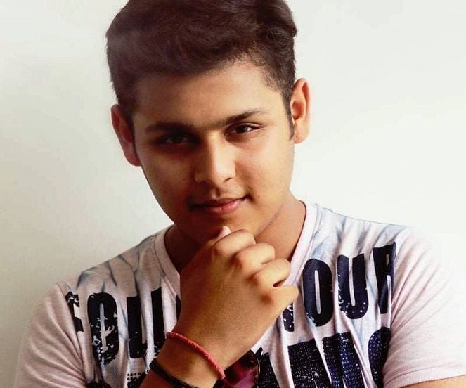 Dev Joshi Biography